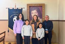 Colegio María Auxiliadora realiza desfile en celebración a sus 100 años en la Plaza de Armas