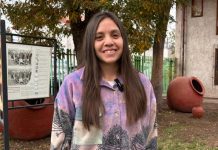 Profesora del Liceo Bicentenario Pedro Aguirre Cerda de Calle Larga fue seleccionada para participar en “New York Fashion Week”