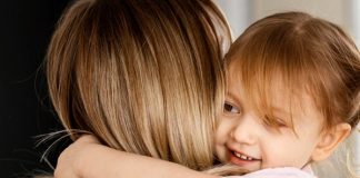 La clave para relaciones sanas y adultos emocionalmente conscientes