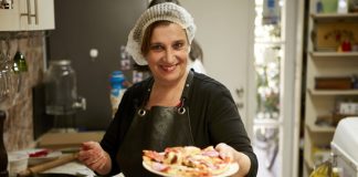 Más de 3.500 mujeres emprendedoras en Valparaíso reciben apoyo para sacar adelante sus proyectos