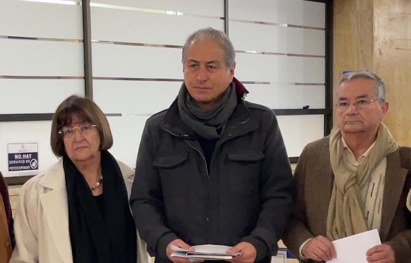 COLEGIO DE PROFESORES PRESENTÓ SOLICITUD DE RECONSIDERACIÓN A CONTRALORÍA POR DICTAMEN D390 DEBIDO A ERRÓNEA INTERPRETACIÓN DEL ARTÍCULO 19 S