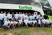 Turbus y Conaf reforestan sector de Reserva Nacional Lago Peñuelas afectado por megaincendio del 2024