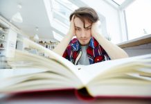 Investigación revela altos niveles de estrés y ansiedad en estudiantes de Enfermería durante sus prácticas clínicas