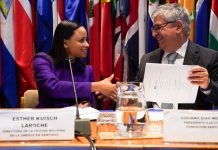 UNESCO y Fundación Santillana sellan alianza para transformar la educación en América Latina