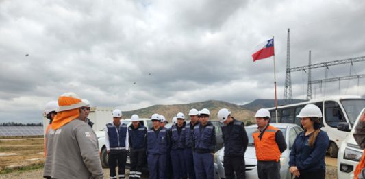Estudiantes de Zapallar visitan planta solar en La Ligua en iniciativa liderada por la Seremi de Energía de Valparaíso