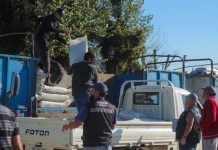 79 AGRICULTORES DE LIMACHE RECIBEN ALIMENTO PARA GANADO Y AVES