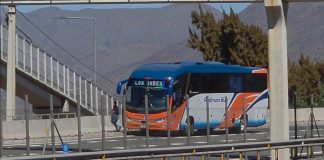 Municipio logra que buses a Santiago y Valparaíso ingresen a Llay Llay