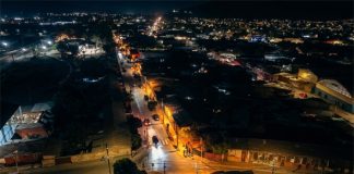 Transitadas calles de Llay Llay cuentan con tres kilómetros de nuevas luminarias peatonales