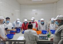 USUARIOS DEL CET DE PUTAENDO SE CAPACITAN EN PANADERÍA